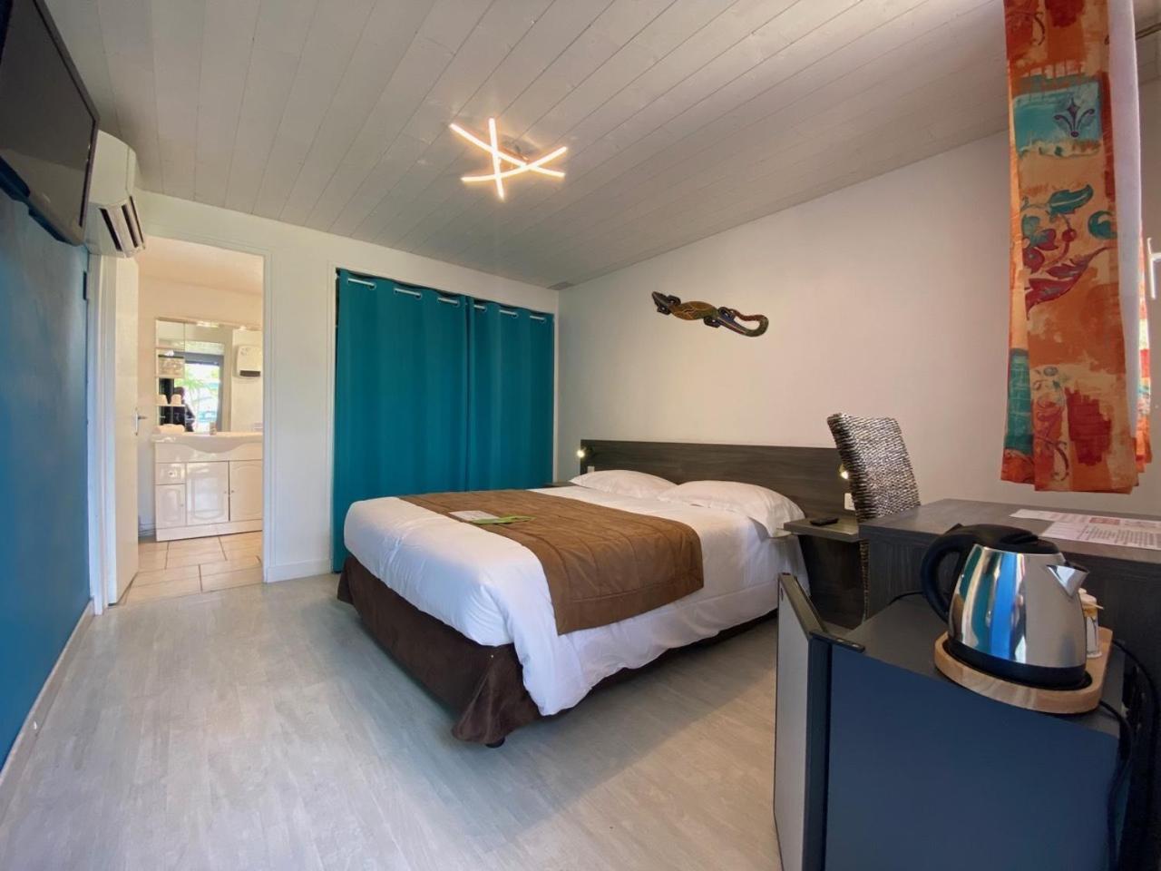 Hotel Des 4 Vents "Esprit Camargue" Aigues-Mortes Dış mekan fotoğraf