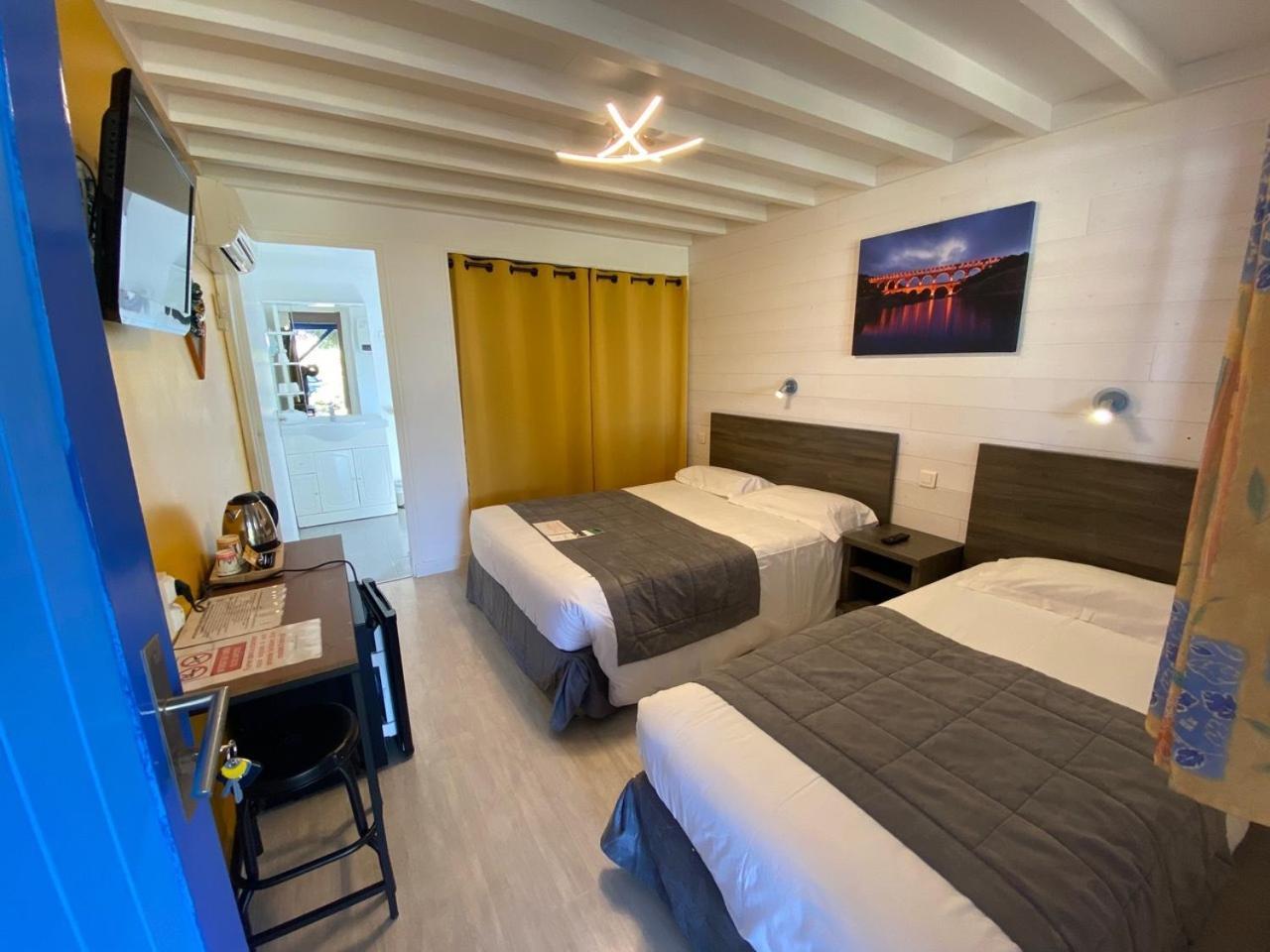 Hotel Des 4 Vents "Esprit Camargue" Aigues-Mortes Oda fotoğraf