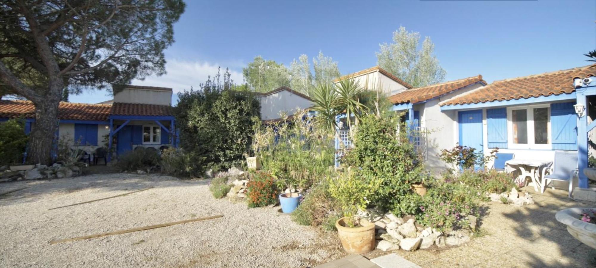 Hotel Des 4 Vents "Esprit Camargue" Aigues-Mortes Dış mekan fotoğraf